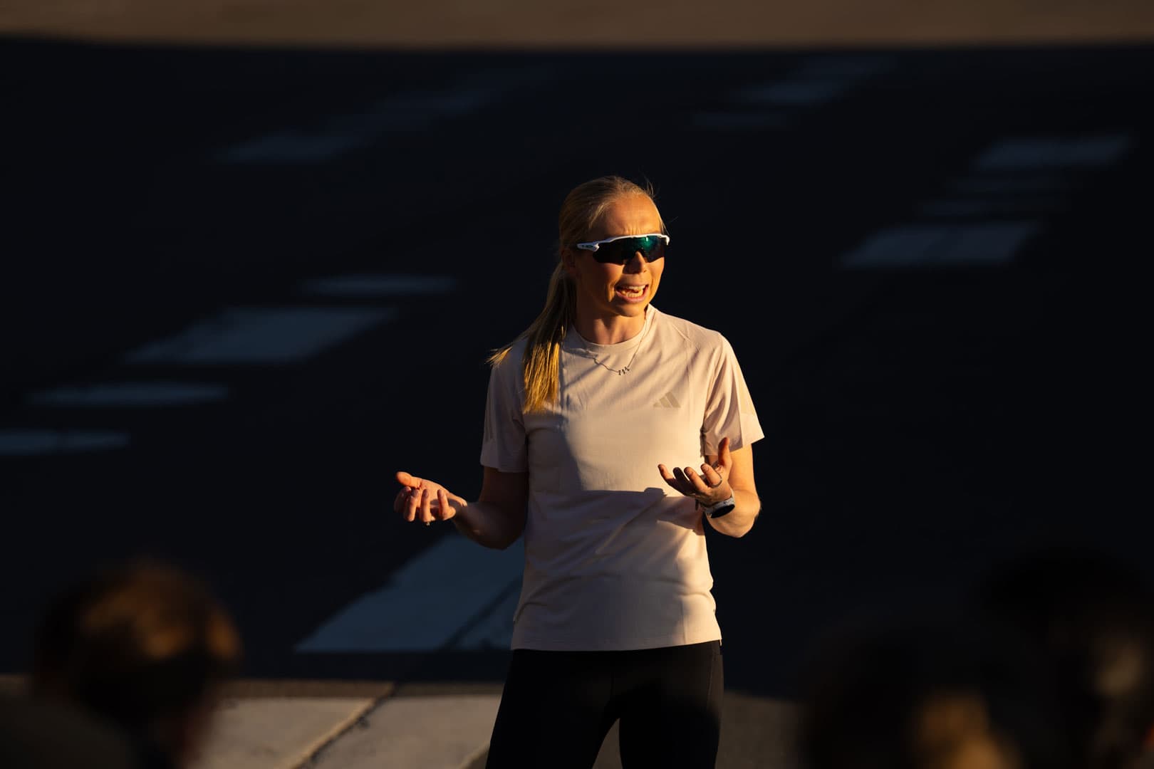 Veronica Undseth coacher ledergruppe på løpekurs