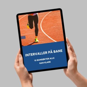 Person holder et nettbrett med e-boken «Intervaller på bane – 10 baneøkter alle kan klare» på skjermen.
